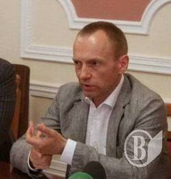 Атрошенка не відпускають з Верховної Ради у Чернігів Атрошенка не відпускають з Верховної Ради у Чернігів